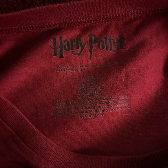 Red Harry Potter cropped T-Shirt - Picture 3 of 4
